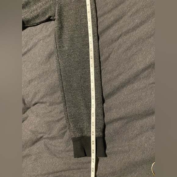 Grey and plaid hoodie - Picture 4 of 5